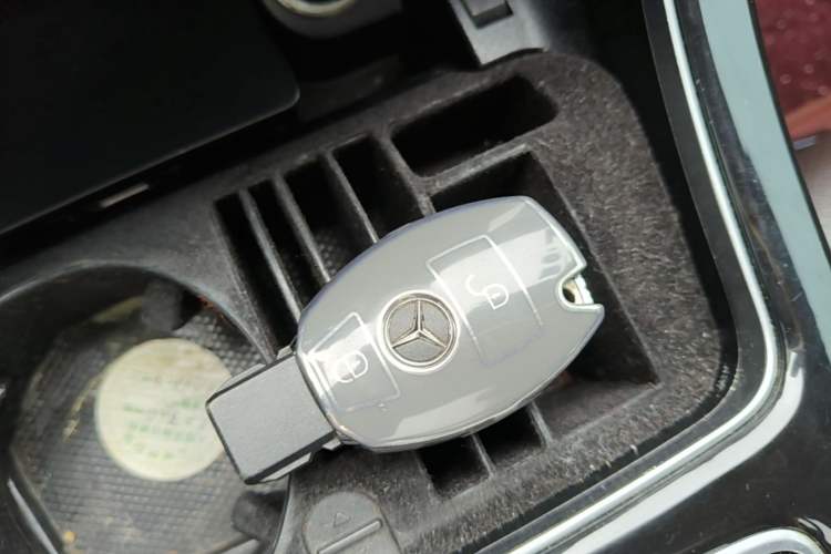 Used Mercedes-Benz GLC 2017 GLC 200 4MATIC Vehicle Key