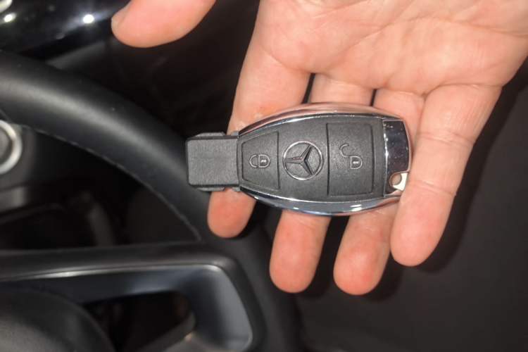 Used Mercedes-Benz GLC 2017 GLC 200 4MATIC Vehicle Key