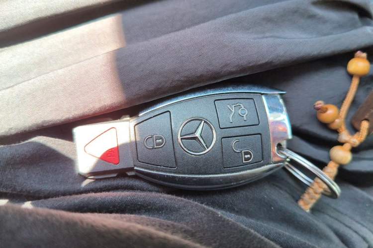 Used Mercedes-Benz GLC  Vehicle Key