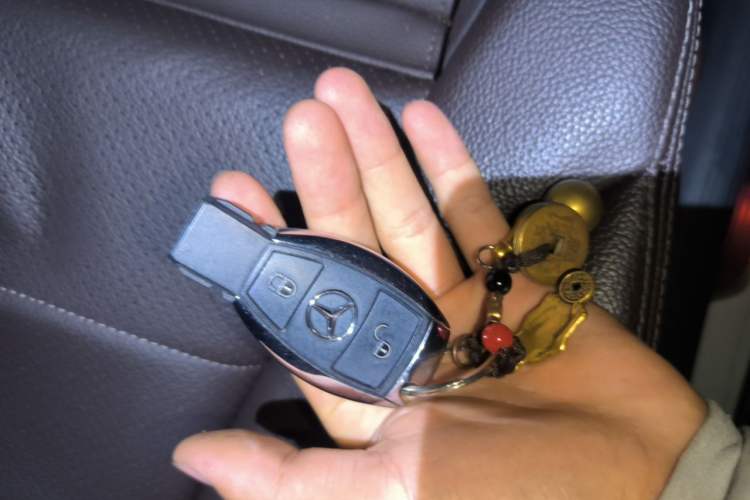 Used Mercedes-Benz GLC 2017 GLC 200 4MATIC Vehicle Key