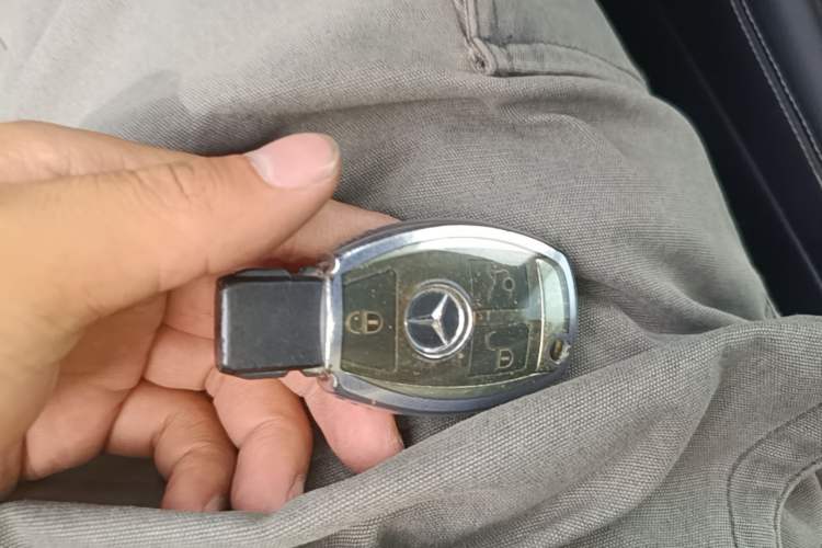 Used Mercedes-Benz GLC 2017 GLC 260 4MATIC Dynamic Edition Vehicle Key
