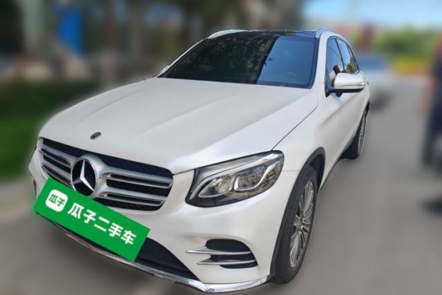 Mercedes-Benz GLC 2017 GLC 260 4MATIC Dynamic Edition مستعملة