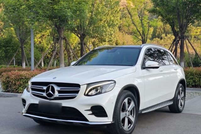 Used Mercedes-Benz GLC 2017 GLC 260 4MATIC Luxury Model