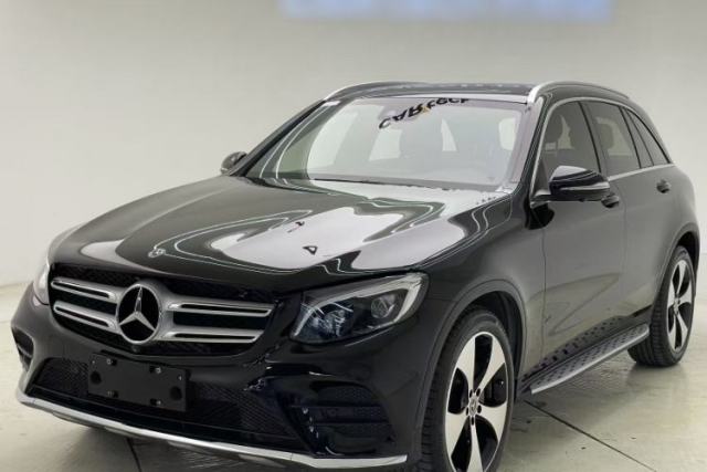 Mercedes-Benz GLC 2018 Facelift GLC 260 4MATIC Luxury Edition usado