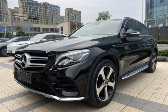 Gebrauchter Mercedes-Benz GLC 2018 Facelift GLC 260 4MATIC Luxury Edition