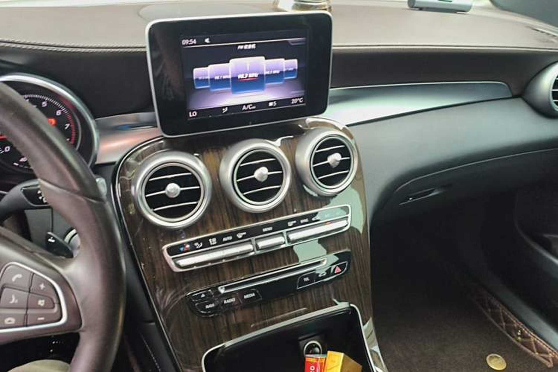 Used Mercedes-Benz GLC 2018 GLC 260 4MATIC Luxury Model Audio And AC Panel