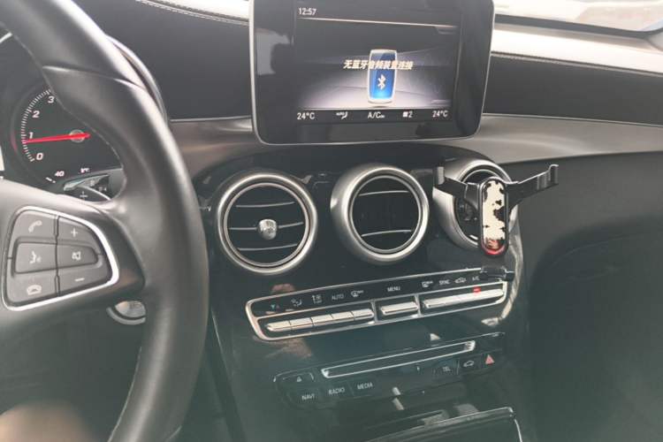 Used Mercedes-Benz GLC 2018 GLC 200 4MATIC Audio And AC Panel