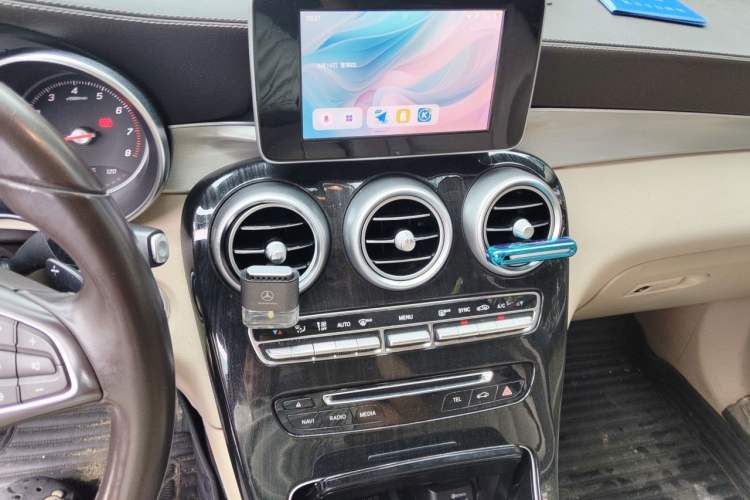 Used Mercedes-Benz GLC 2018 GLC 200 4MATIC Audio And AC Panel
