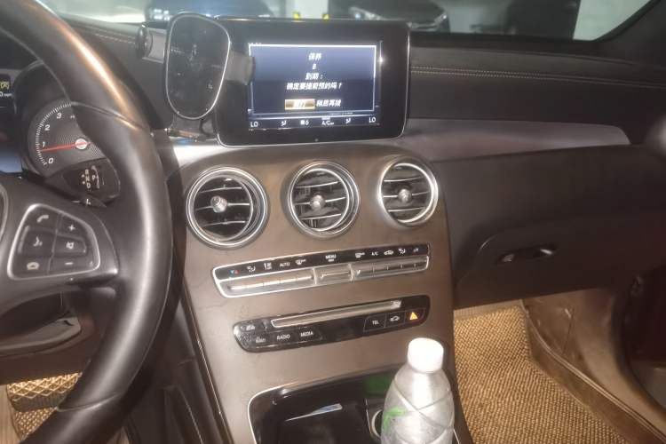 Used Mercedes-Benz GLC 2018 GLC 300 4MATIC Sport Edition Audio And AC Panel