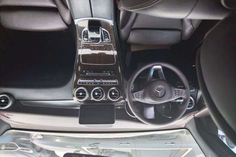 Used Mercedes-Benz GLC 2018 Facelifted GLC 260 4MATIC Dynamic Edition Audio And AC Panel