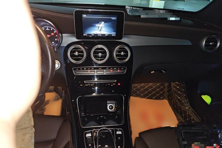 Used Mercedes-Benz GLC 2018 GLC 200 4MATIC Audio And AC Panel