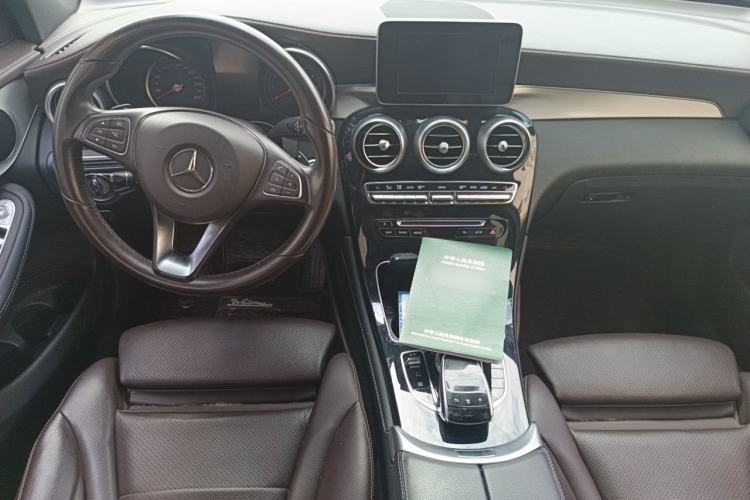 Used Mercedes-Benz GLC 2018 GLC 200 4MATIC Center Console