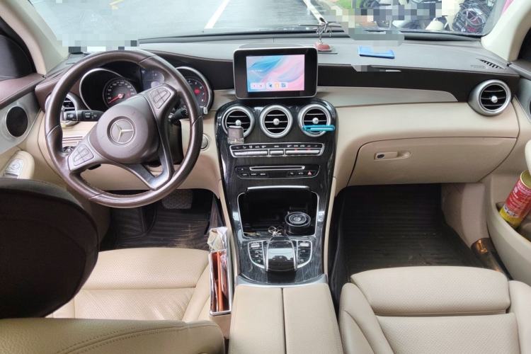 Used Mercedes-Benz GLC 2018 GLC 200 4MATIC Center Console