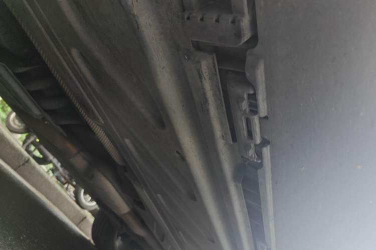 Used Mercedes-Benz GLC 2018 GLC 260 4MATIC Luxury Model Chassis Front Left