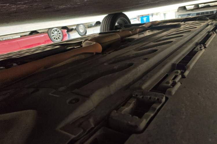 Used Mercedes-Benz GLC 2018 GLC 300 4MATIC Sport Edition Chassis Front Right