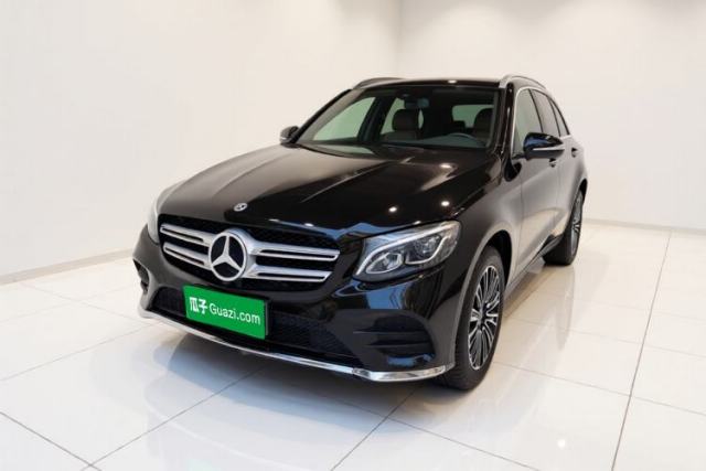 Używany Mercedes-Benz GLC 2018 Facelifted GLC 260 4MATIC Dynamic Edition