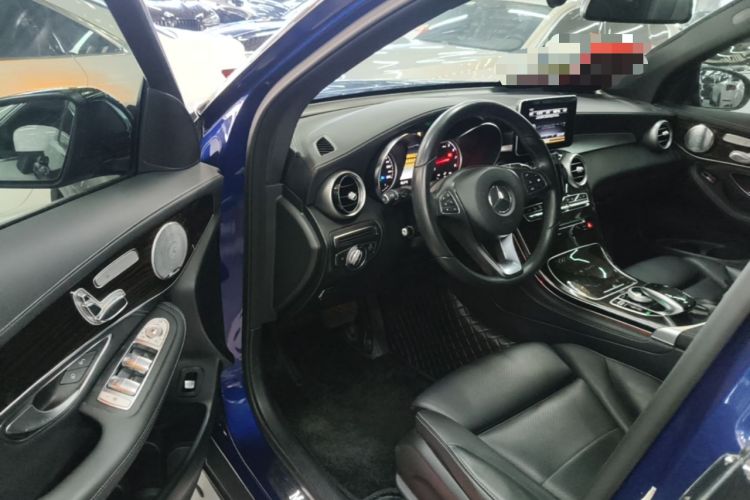 Used Mercedes-Benz GLC 2018 GLC 260 4MATIC Dynamic Edition Driver Seat