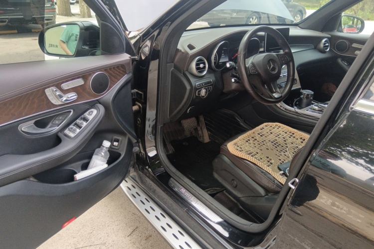 Used Mercedes-Benz GLC 2018 GLC 300 4MATIC Sport Edition Driver Seat