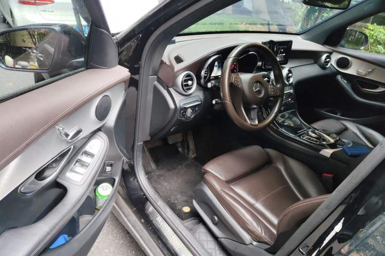 Used Mercedes-Benz GLC 2018 Facelift GLC 200 4MATIC Driver Seat