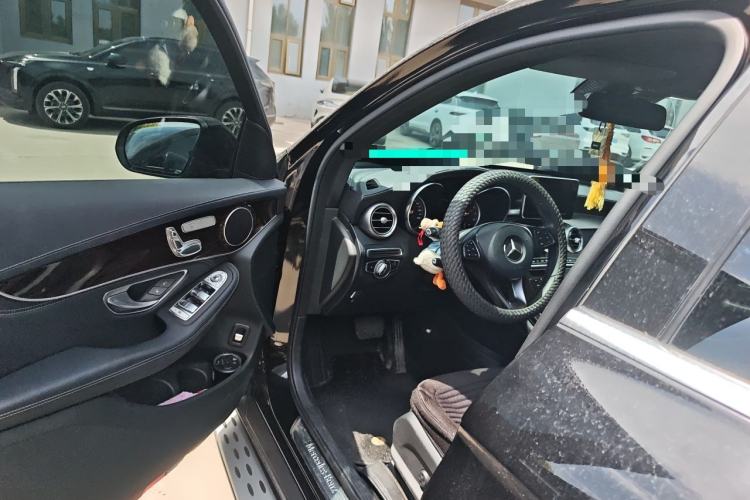 Used Mercedes-Benz GLC 2018 Facelifted GLC 260 4MATIC Dynamic Edition Driver Seat