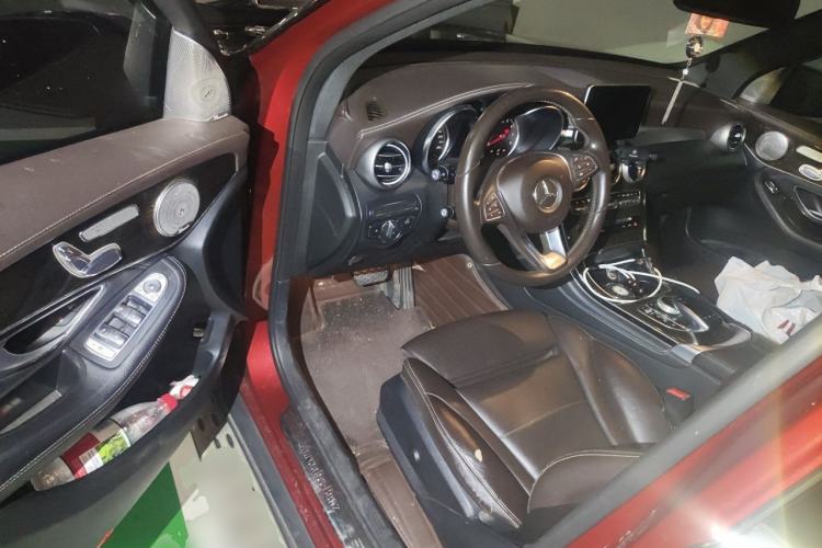 Used Mercedes-Benz GLC 2018 GLC 260 4MATIC Dynamic Edition Driver Seat