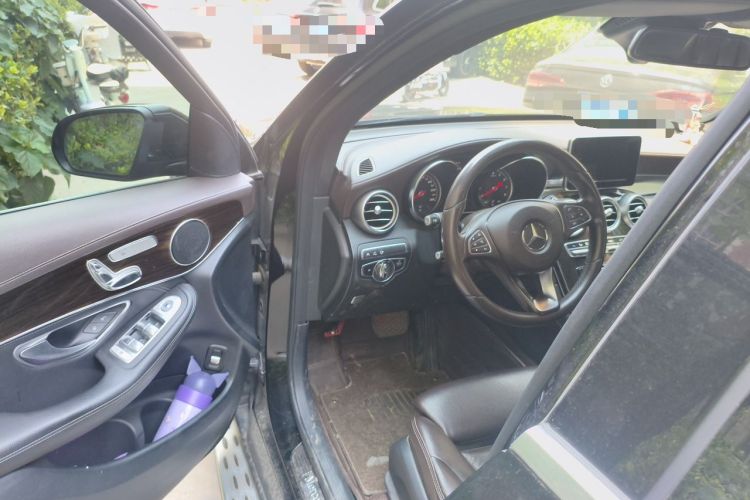 Used Mercedes-Benz GLC 2018 Facelift GLC 260 4MATIC Luxury Edition Driver Seat