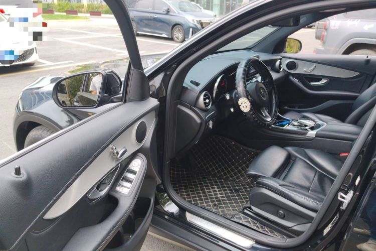 Used Mercedes-Benz GLC 2018 Facelift GLC 200 4MATIC Driver Seat