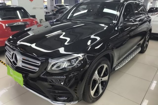 Used Mercedes-Benz GLC 2018 GLC 260 4MATIC Luxury Model