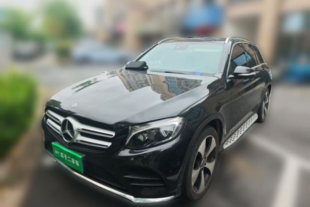 Used Mercedes-Benz GLC 2018 Refreshed GLC 300 4MATIC Dynamic Edition