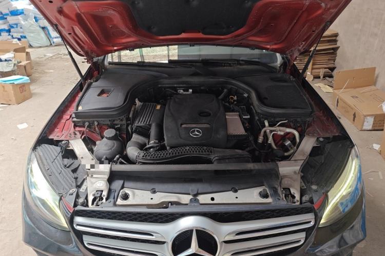 Used Mercedes-Benz GLC 2018 GLC 260 4MATIC Luxury Model Engine Bay
