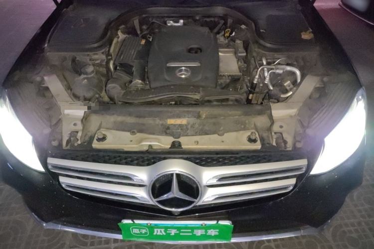 Used Mercedes-Benz GLC 2018 GLC 260 4MATIC Luxury Model Engine Bay