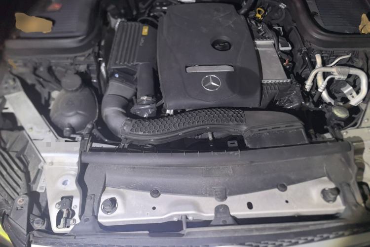 Used Mercedes-Benz GLC 2018 GLC 260 4MATIC Luxury Model Engine Bay