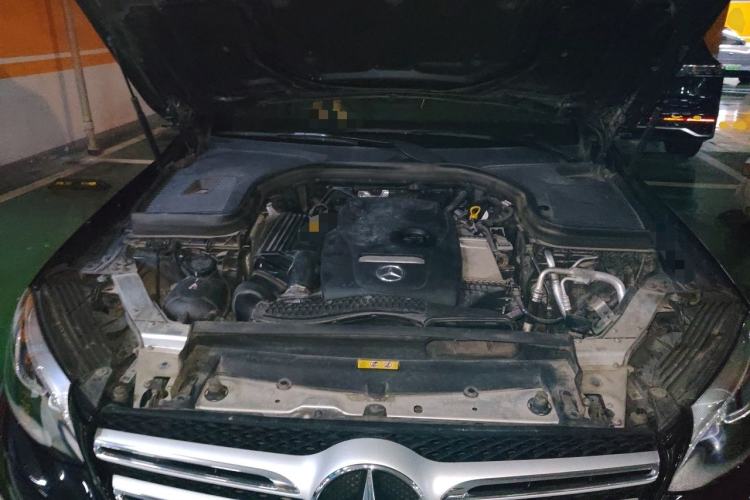 Used Mercedes-Benz GLC 2018 Facelift GLC 200 4MATIC Engine Bay