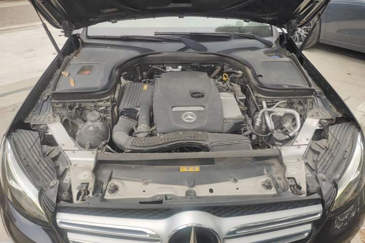 Used Mercedes-Benz GLC 2018 GLC 200 4MATIC Engine Bay