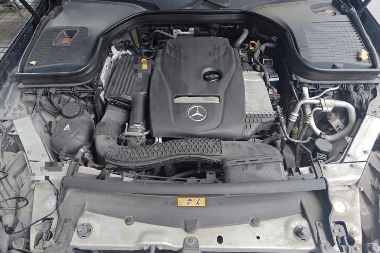 Used Mercedes-Benz GLC 2018 GLC 260 4MATIC Luxury Model Engine Bay