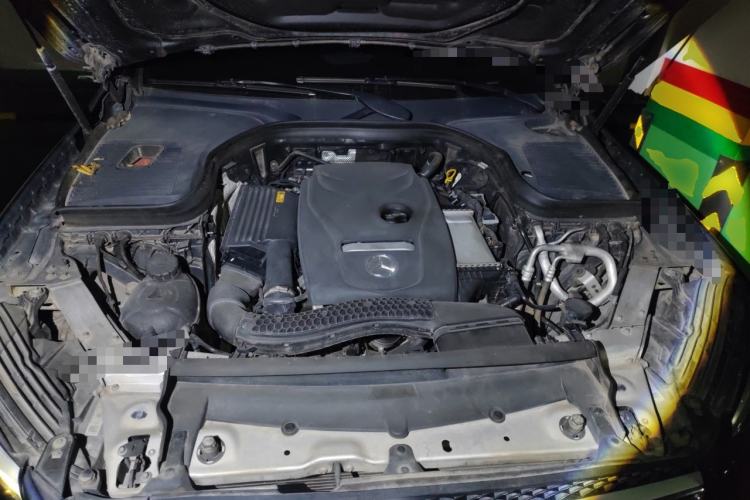 Used Mercedes-Benz GLC 2018 GLC 260 4MATIC Luxury Model Engine Bay
