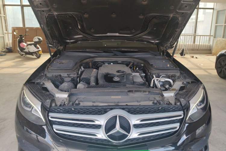 Used Mercedes-Benz GLC 2018 GLC 200 4MATIC Engine Bay