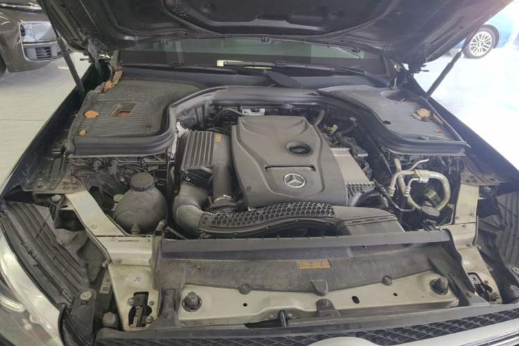 Used Mercedes-Benz GLC 2018 Facelifted GLC 260 4MATIC Dynamic Edition Engine Bay
