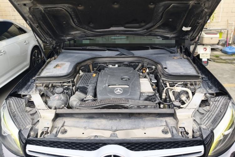 Used Mercedes-Benz GLC 2018 GLC 200 4MATIC Engine Bay