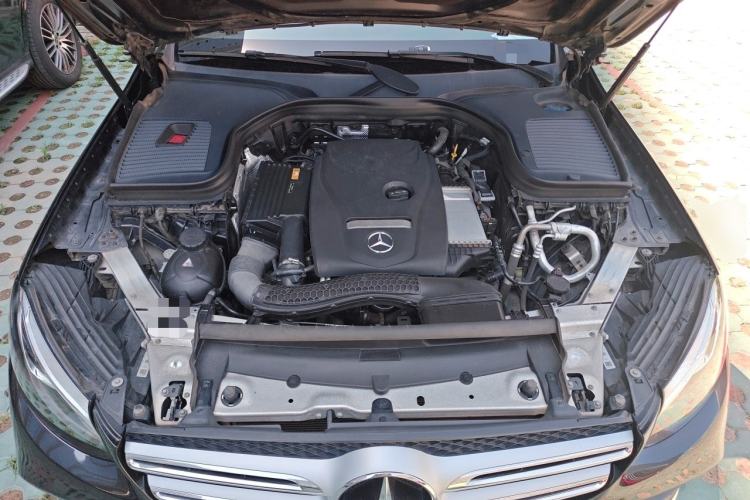 Used Mercedes-Benz GLC 2018 GLC 260 4MATIC Dynamic Edition Engine Bay