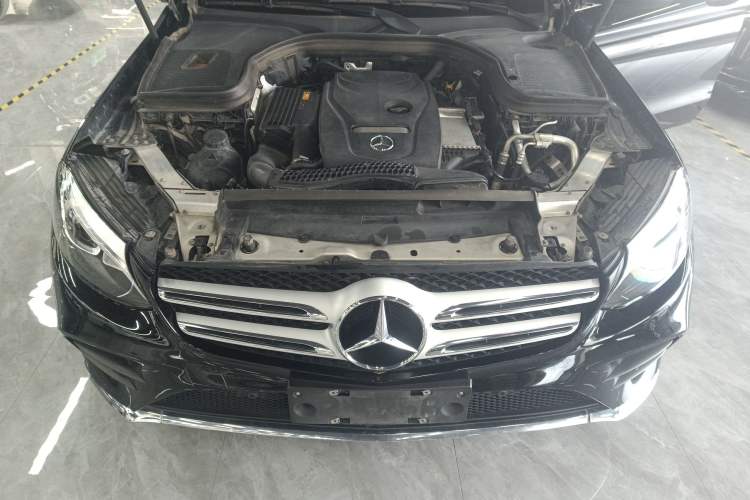 Used Mercedes-Benz GLC 2018 Facelifted GLC 260 4MATIC Dynamic Edition Engine Bay