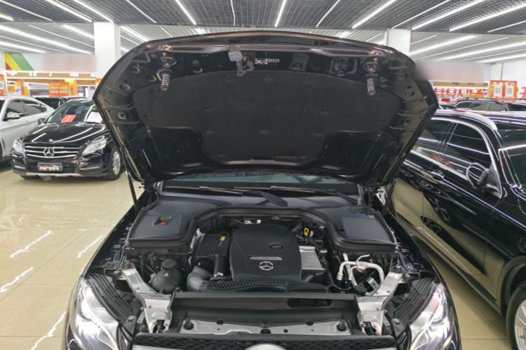 Used Mercedes-Benz GLC 2018 Facelift GLC 260 4MATIC Luxury Edition Engine Bay
