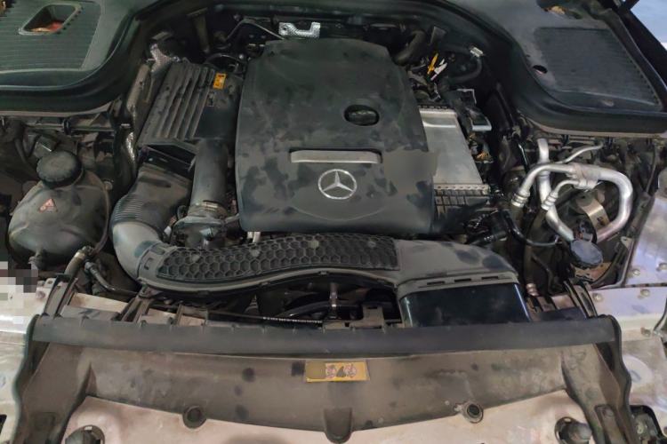 Used Mercedes-Benz GLC 2018 Facelift GLC 260 4MATIC Luxury Edition Engine Bay