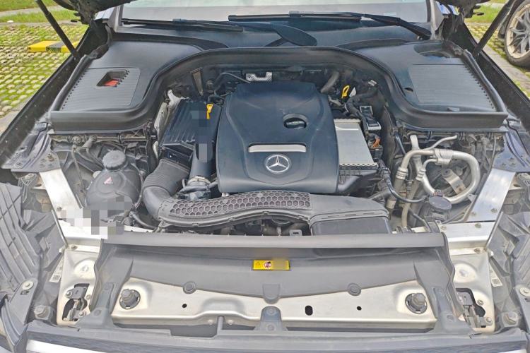 Used Mercedes-Benz GLC 2018 Facelifted GLC 260 4MATIC Dynamic Edition Engine Bay
