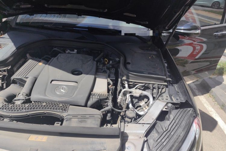 Used Mercedes-Benz GLC 2018 Facelift GLC 260 4MATIC Luxury Edition Engine Bay Left