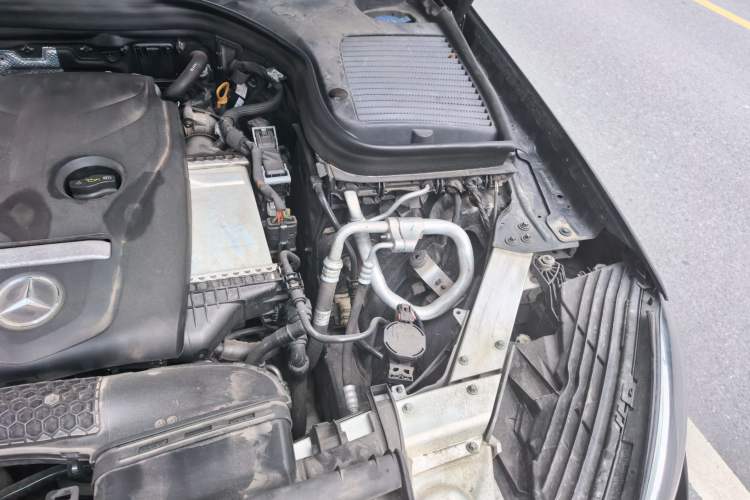 Used Mercedes-Benz GLC 2018 Facelifted GLC 260 4MATIC Dynamic Edition Engine Bay Left