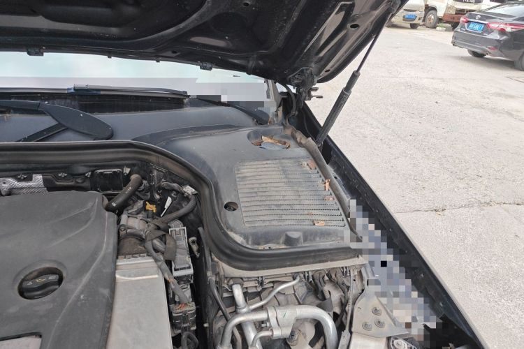 Used Mercedes-Benz GLC 2018 Facelifted GLC 260 4MATIC Dynamic Edition Engine Bay Left