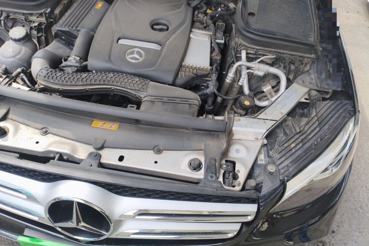 Used Mercedes-Benz GLC 2018 Facelift GLC 260 4MATIC Luxury Edition Engine Bay Left