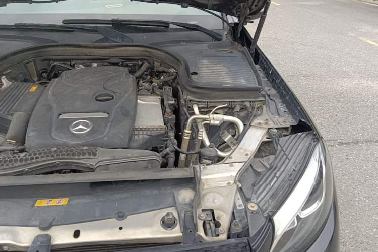 Used Mercedes-Benz GLC 2018 Facelifted GLC 260 4MATIC Dynamic Edition Engine Bay Left