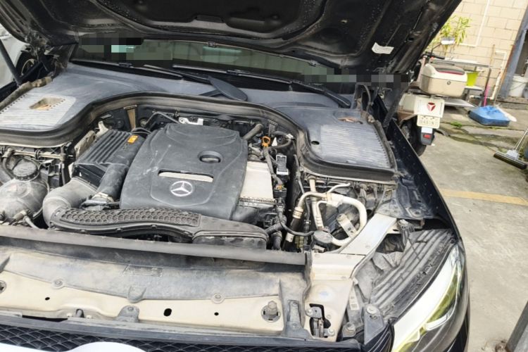 Used Mercedes-Benz GLC 2018 GLC 200 4MATIC Engine Bay Left